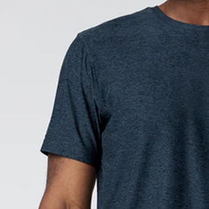 Camiseta de Hombre con Cuello Redondo y Hombros Caídos, con Diseño de Logotipo Personalizable, Material Transpirable y Ajustable para Pedidos al por Mayor a Precio Económico - Product Image 3