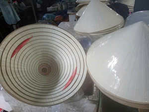 Chapeau conique vietnamien en bambou, chapeau traditionnel en feuilles de palmier, chapeau conique unisexe pour la plage, les voyages et les activités de plein air - Product Image 3