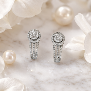 Pendientes de Aro Huggie de Lujo en Oro Blanco de 14K con Baño de Rodio Natural, Diseño Halo Doble Pavé, Joyería Fina para Mujer, Novia, Boda - Product Image 3