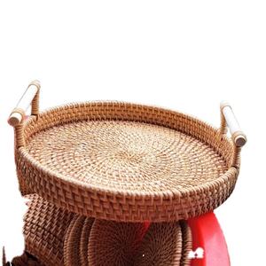 Panier décoratif en osier personnalisable de haute qualité plateau en jonc de mer avec poignées de fleurs plateau de service tissé à la main Type de rotin du Vietnam - Product Image 1