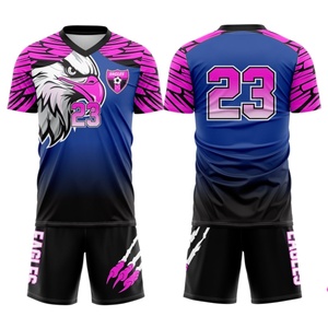 Vente en gros de maillots de football en polyester 100% avec impression numérique, kits personnalisés pour hommes et femmes, uniformes de football personnalisés, couleurs personnalisées, noms d'équipe, prix bas - Product Image 3