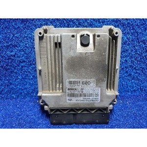 Unidad de Control del Motor Carnival UP/GQ 2001-2006 Usada ORIGINAL 391002F060 - Product Image 1