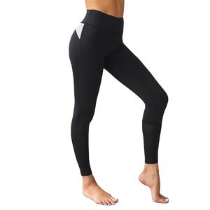 Conjunto Deportivo de Dos Piezas con Logotipo Personalizado y Malla Reflectante para Mujer, Bra Deportivo y Pantalones Cortos, Tallas Grandes, Ropa Deportiva para Yoga, Gimnasio y Fitness, Venta al Por Mayor - Product Image 3