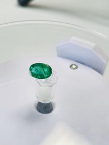 Esmeralda Zambiana natural ovalada de 1.53 ct, color verde premium, excelente brillo, piedra preciosa natural de calidad fina para coleccionistas. - Product Image 5