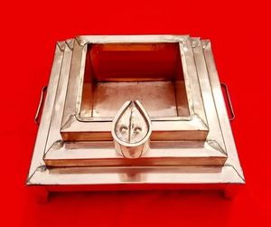 Best Selling Hawan Kund for Puja Traditional Hawan Kund for <b>Home</b> & <b>Temple</b> Rituals Pure Brass Agnihotra Kund - Product Image 1
