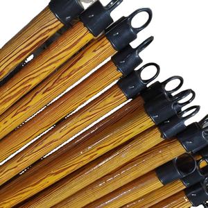 Brosse à balai en bois d'eucalyptus écologique prête à l'emploi avec revêtement en PVC, poils doux, tête de balai en plastique et pelle pour le nettoyage domestique - Product Image 1