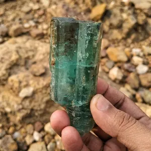 BAITHU GEMS MINERALS Pierre précieuse naturelle authentique Aigue-marine de Karur polie vert-ternue du Tamil Nadu pour la fabrication de bijoux sur mesure - Product Image 1