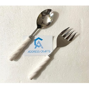 Ensemble de cuillères et fourchettes à salade Address Crafts en acier inoxydable avec manche en résine blanche, ustensiles de cuisine, cuillère de service, articles de service - Product Image 1