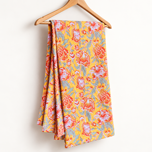 Tela de Algodón Jaipuri Tejida Floral Amarilla, Transpirable y de Peso Medio para Vestidos, Faldas y Camisas de Mujer - Product Image 2