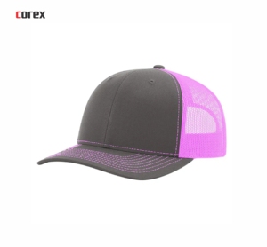 Gorra Trucker Richardson de 6 Paneles Personalizada en Beige y Rojo, Unisex, Ajustable, de Malla Transpirable, Impermeable, con Bordado, para Invierno, Aire Libre y Uso Casual - Product Image 2
