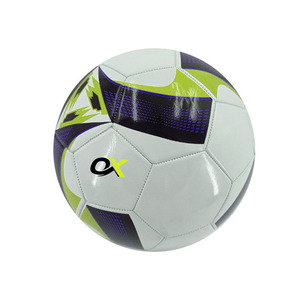 Nouveau ballon de football professionnel cousu à la machine - Couleur et logo personnalisables, haute qualité, durable pour l'entraînement en intérieur/extérieur - Product Image 4