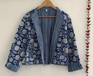 Preciosa Chaqueta Bomber Corta Acolchada Reversible Hecha a Mano 100% Algodón Azul, Estilo Clásico, Artesanal, para Mujer, Nuevo Estilo - Product Image 3