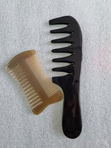 Peigne en corne de buffle poli fait main, peigne lissant, artisanat naturel, peigne couleur corne, antistatique, peigne religieux pour femmes - Product Image 4