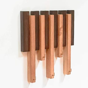 Porte-clés mural en bois durable, éco-responsable, artisanal, fabriqué en Inde, avec porte-lettres - Product Image 1