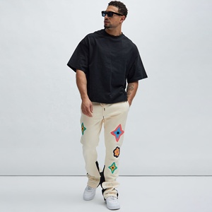 กางเกงผ้าคอตตอนปลายบานสำหรับผู้ชาย100% มืออาชีพโลโก้ตามสั่งสไตล์ลำลองระบายอากาศพร้อมโลโก้จากโรงงาน - Product Image 1