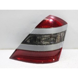 ไฟท้ายขวามือสองสำหรับรถ S-class รุ่น A2218200264 - Product Image 1