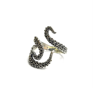 Oxidized Silver Octopus Tentacle Ring Unisex Open Band Animal Jewelry for Men and Women Daily Wear - Product Image 2