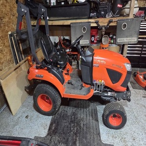 ข้อเสนอพิเศษ รถแทรกเตอร์ขนาดเล็ก Kubota BX1880 สำหรับเพิ่มประสิทธิภาพการเกษตร จัดส่งรวดเร็ว พร้อมปั๊มและชิ้นส่วนหลักๆ - Product Image 1