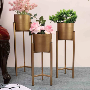 <b>Brushed</b> metal u shaped flower pots with triangular <b>wire</b> stands, metal indoor planters, available at wholesale prices. - Product Image 4