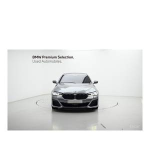 BMW Serie 5 530i M Sport Julio 2023 46.545 km Emisión Euro V Volante a la Izquierda Caja de Cambios Automática - Product Image 3