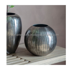Floreros de Metal modernos de alta calidad Maceta de mesa con acabado de níquel para boda Precio al por mayor Premium Nuevo estilo - Product Image 1