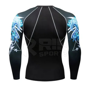 Rashguard de sublimation en tissu léger et durable, coupe confortable, idéal pour la natation et le surf en extérieur - Product Image 3