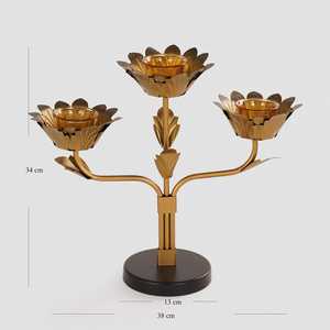 Candélabre floral essentiel pour l'ambiance, à trois bras, finition dorée, support de décoration pour la maison, porte-bougie en métal durable - Product Image 3