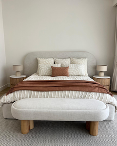 Convertible Minimalist Upholstered <b>Bench</b> with Oak <b>Legs</b> and Fabric Seat Modern Design for Bedroom Use - Product Image 2
