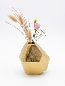 Hot Vantage Modern Fancy Luxury Premium Aluminum Raw Gold Fancy Metal Table Top Decorative Flower <b>Vase</b> Home Decorative <b>Mini</b> <b>Vase</b> - Product Image 2