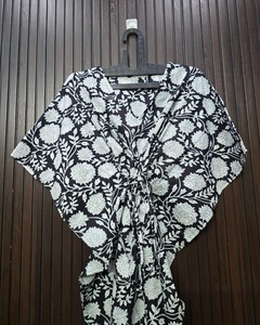 Camisón largo de algodón con estampado floral para mujer, cuello en V, manga corta, ropa de dormir de verano, tejido suave y transpirable - Product Image 6