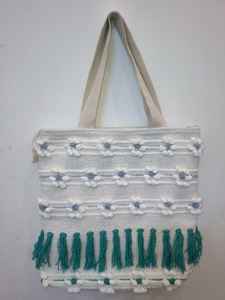 Sac fourre-tout artisanal en coton Dari tissé à la main avec travail de coquillages et franges à pompons – Sac à bandoulière bohème pour femme - Product Image 3