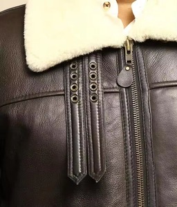 Nueva Llegada: Chaquetas de Cuero con Forro de Borrego para Hombre, Color Sólido, Estilo Casual, con Cuello Alto y Logotipo en el Frente - Product Image 5