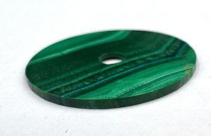 Suministro del Fabricante: Esfera de Reloj Verde de Malaquita Natural con Corte Plano, Esfera de Piedra Preciosa Personalizada de 1 mm de Grosor para Relojes de Lujo de 28.5 mm - Product Image 1
