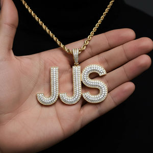 Collar Unisex de Plata de Ley 925 Chapado en Oro de 14k con Diamante Moissanita y Letra de Rapero, Colgante Personalizable de Alta Calidad - Product Image 4