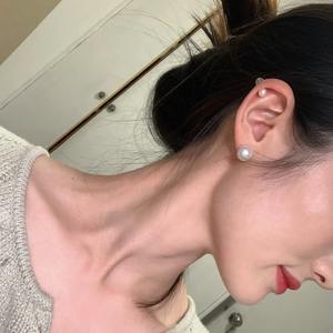 Boucles d'oreilles de haute qualité en or 11-12 mm, or 925, précision comparable aux perles blanches australiennes, sans défaut, devant - Product Image 3