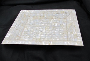 Bandeja Rectangular de Madreperla Incrustada, Hecha a Mano, Resistente a la Oxidación, Diseño Minimalista para Guardar Joyas en la Encimera - Product Image 4