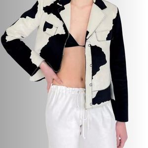 Chaqueta de Cuero Estilo Vaquera para Mujer, Personalizable, de Invierno, con Forro de Pana y Acolchado, de Cuero Genuino - Product Image 4