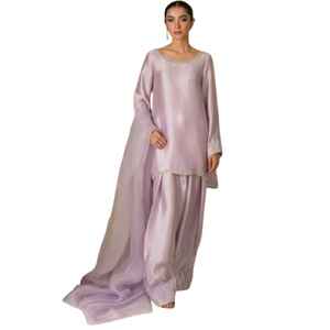 Robes décontractées pour femmes et filles, vêtements indiens pakistanais Farshi Shalwar Qameez avec haut Anarkali, bas et dupatta en tissu de soie - Product Image 1
