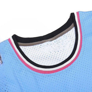 Camiseta de Baloncesto de Diseño Único Personalizada, Camiseta de Baloncesto de Secado Rápido de Alta Calidad y Económica, Hecha en Pakistán - Product Image 3