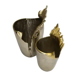 Vase décoratif en fer tendance mondiale, design côtier pour mariage, écologique, pour usage intérieur, décoration élégante pour la maison Zahid - Product Image 4