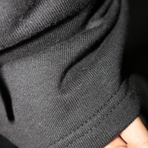 Shorts Bermuda en Coton Noir pour Homme, Taille Élastique, Couleur Unie, Tricoté Respirant, Coupe Mi-Haute FINER THREADS - Product Image 6