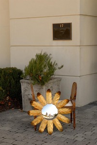 Round Metal <b>Mirror</b> With Leaf Design Bohemian Wall Decor Amazingly <b>Crafted</b> By KHOOSI OVERSEAS - Product Image 2