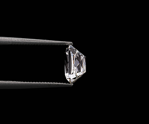 Diamante Sintético de Laboratorio de 1.05 CT, Corte Cojín, Color Fantasía, Certificado IGI, de Mina Antigua - Product Image 5