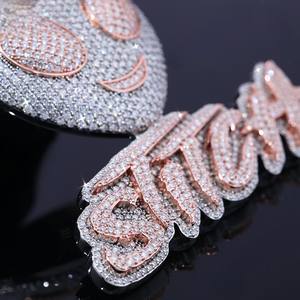 Colgante Alien Personalizado con Diamantes Moissanite VVS en Plata de Ley S925, Colgante Brillante Chapado en Oro Rosa - Product Image 6