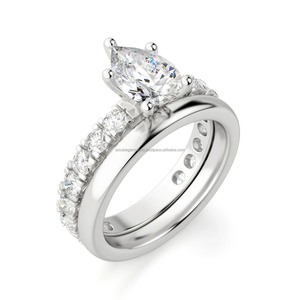 Anillo de Compromiso con Diamantes de Corte Pera y Redondo de 2.5 Quilates, Diseño Moderno y Popular, Anillo con Halo Oculto, Chapado en Oro, Regalo de Boda - Product Image 4