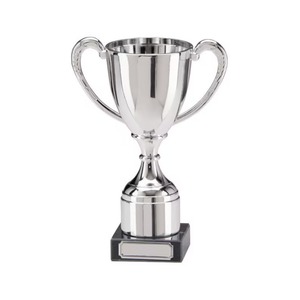 Copa de trofeo metálica de suministro directo de fábrica para premios de competiciones deportivas disponible a un precio asequible desde India - Product Image 5
