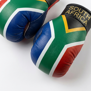 Mini-gants de boxe en cuir PU avec design du drapeau sud-africain – Ornement pour voiture, porte-clés, pendentif pour rétroviseur - Product Image 4
