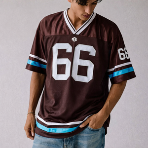 Maillot de football américain sur mesure pour homme en maille polyester, col en V, avec numéros en twill, style streetwear, production OEM en gros - Product Image 6