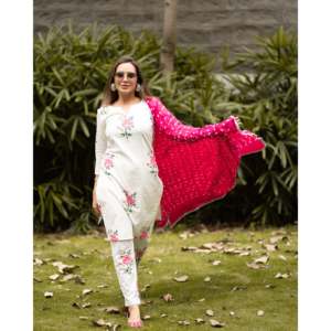 Ensemble de costume en coton brodé de fleurs blanches pour femmes avec dupatta rose, tenue décontractée d'été - Product Image 3