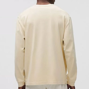 Camiseta Ligera de Manga Larga para Hombre, Material Transpirable, Corte Moderno, Estilo Casual, Apta para Uso Diario en Todas las Estaciones - Product Image 4